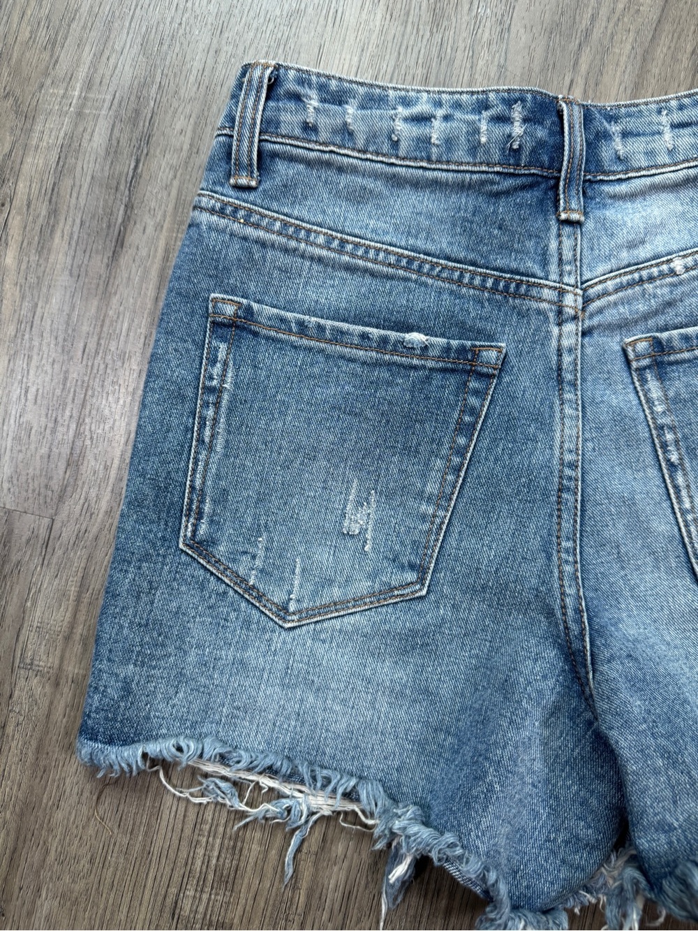 Vervet Distressed Denim Cutoff Shorts XS - Picture 11 of 11